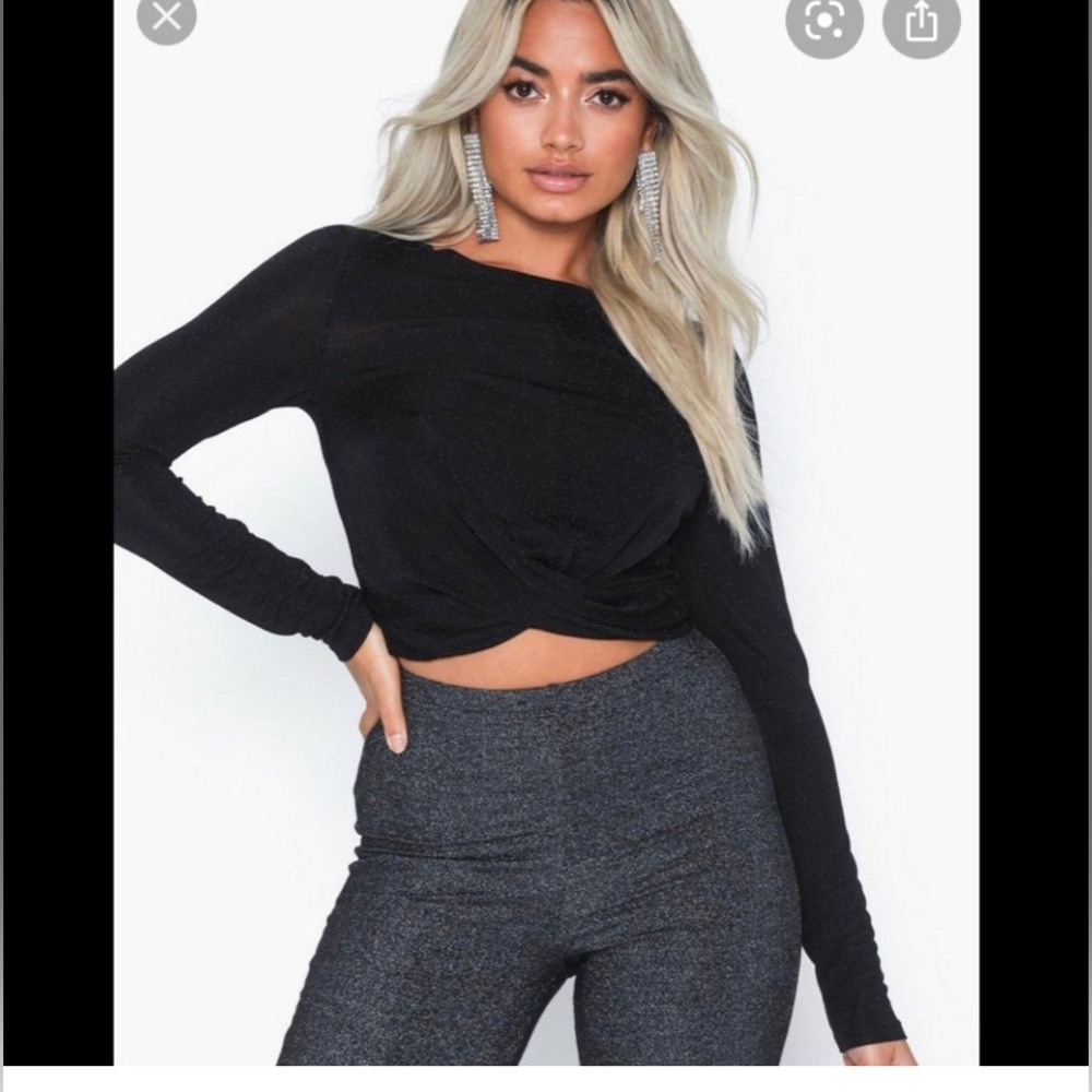 New!  Only‎ Queen cropped top